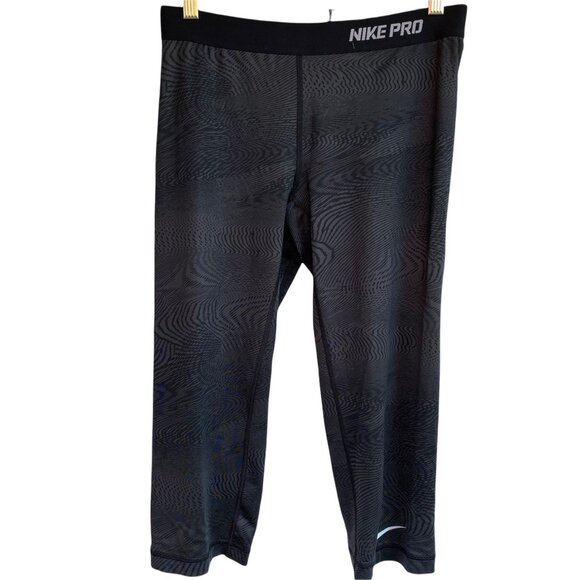 Nike Pants - Nike Pro Dri Fit Capri Fitted Leggings Womens Size Medium Pants Black Printed At